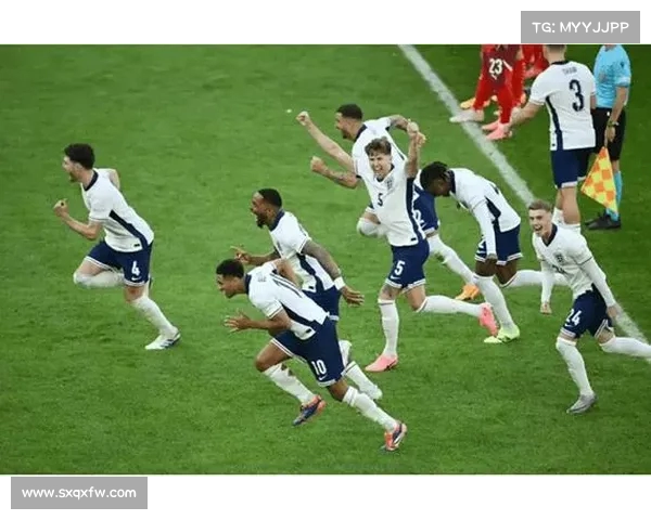 德甲网络平台助力足球迷互动体验全面提升开启全新赛事直播与社交功能 德甲网络平台助力足球迷互动体验全面提升开启全新赛事直播与社交功能